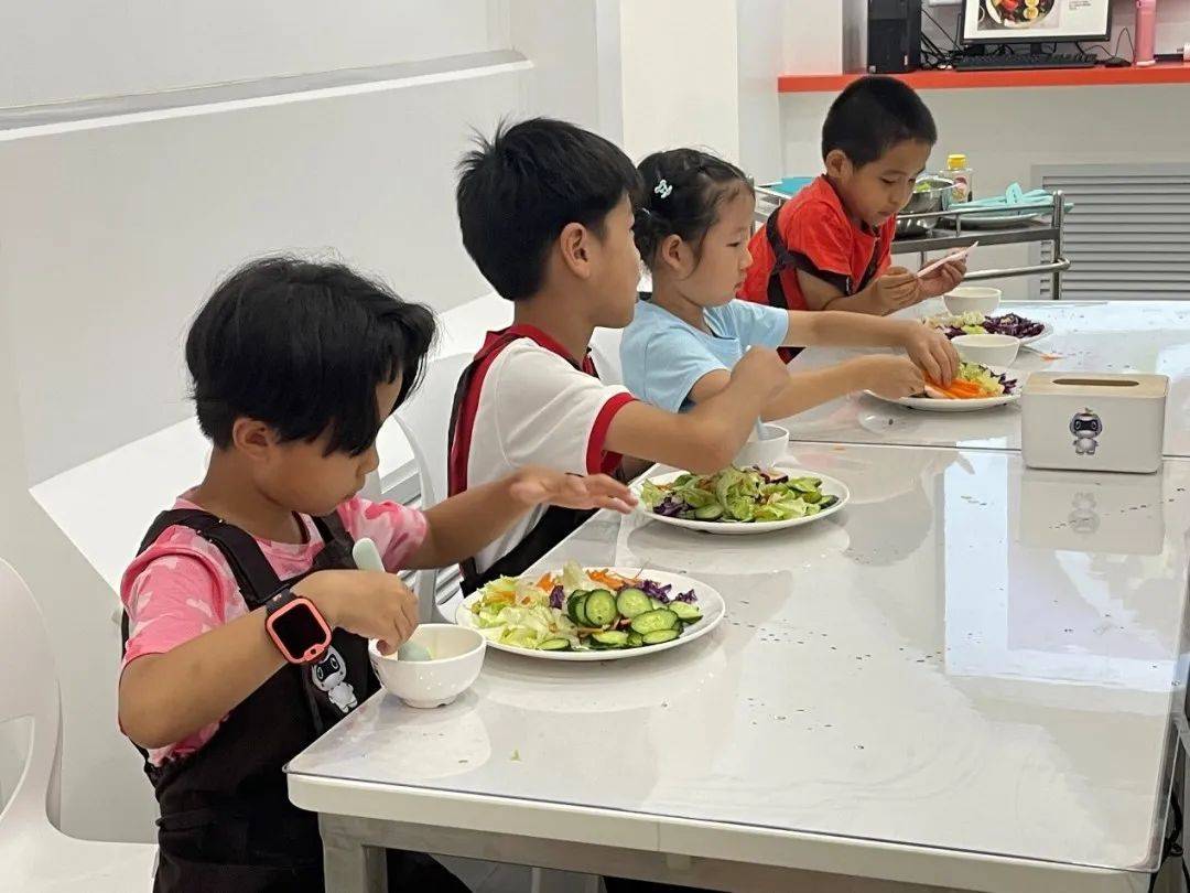 饞熊同學(xué)守護(hù)孩子好食光，多維創(chuàng)新助力食育